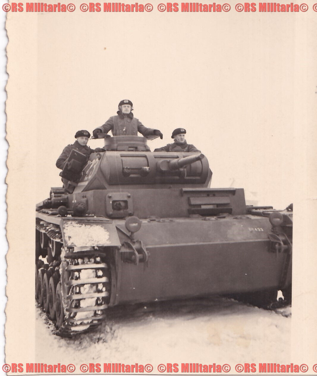 Pz.Kpfw. III Ausf.E (Fgst.Nr.60433) {001}{a}.jpg